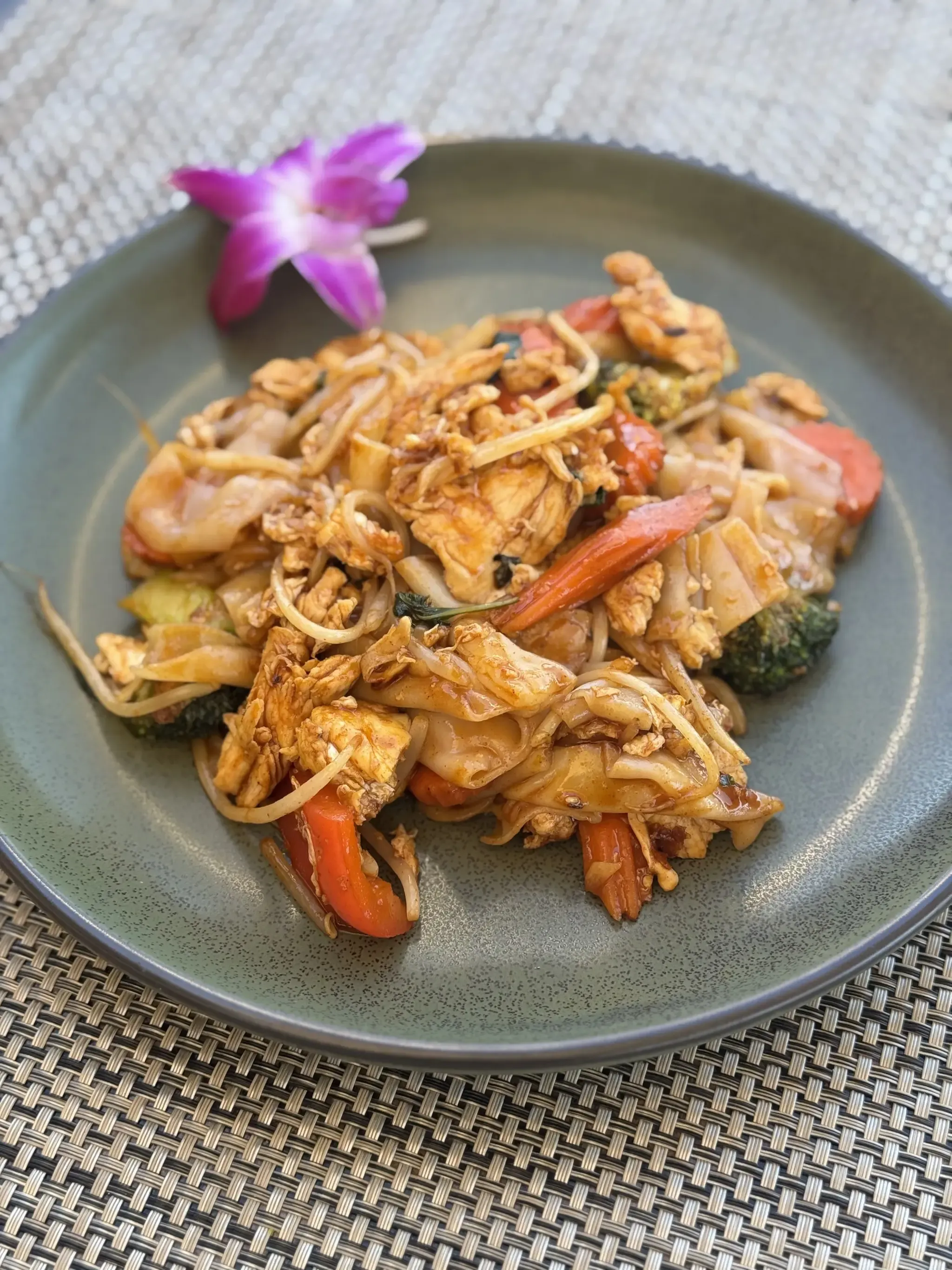 R'Noh Thai Restaurant project photo
